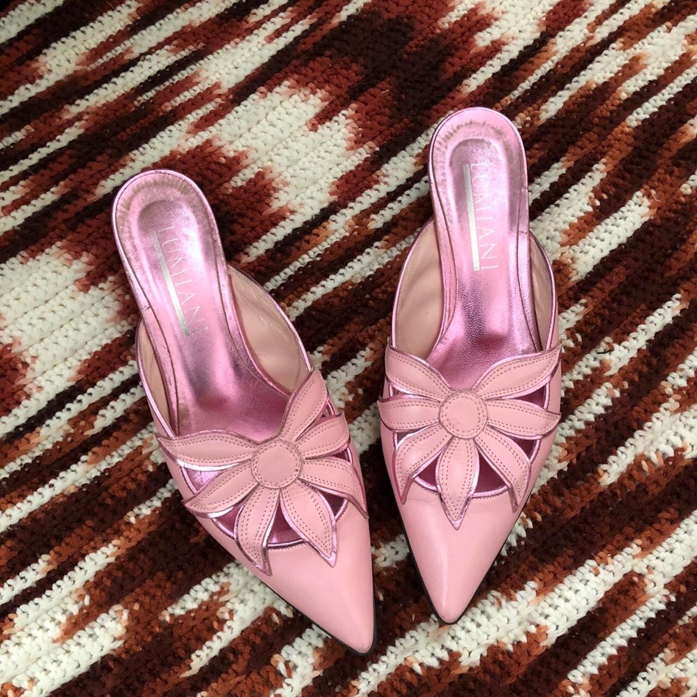 VTG 90s Lumiani Pink leather pointed toe kitten heels mules pumps flower Italy